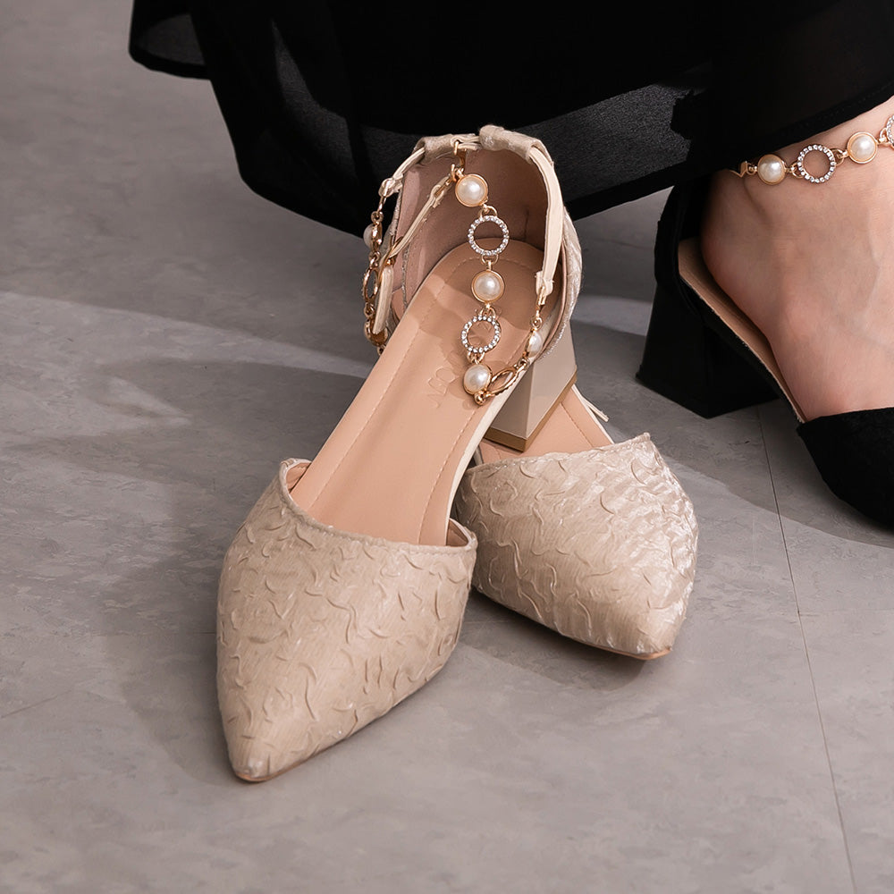 400005 ビジューループ&パールストラップパンプス