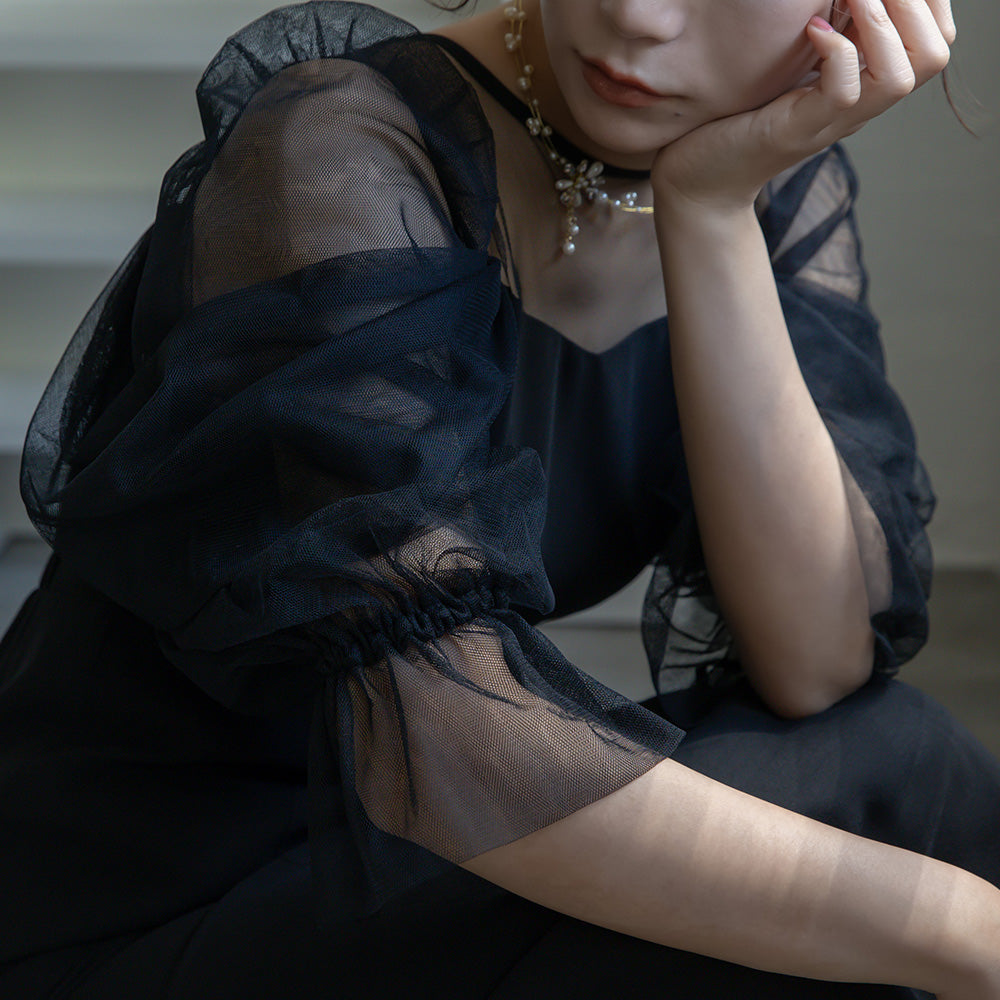 160cm B82cm  W59cm H83cm 骨格ウェーブ【Mサイズ着用】