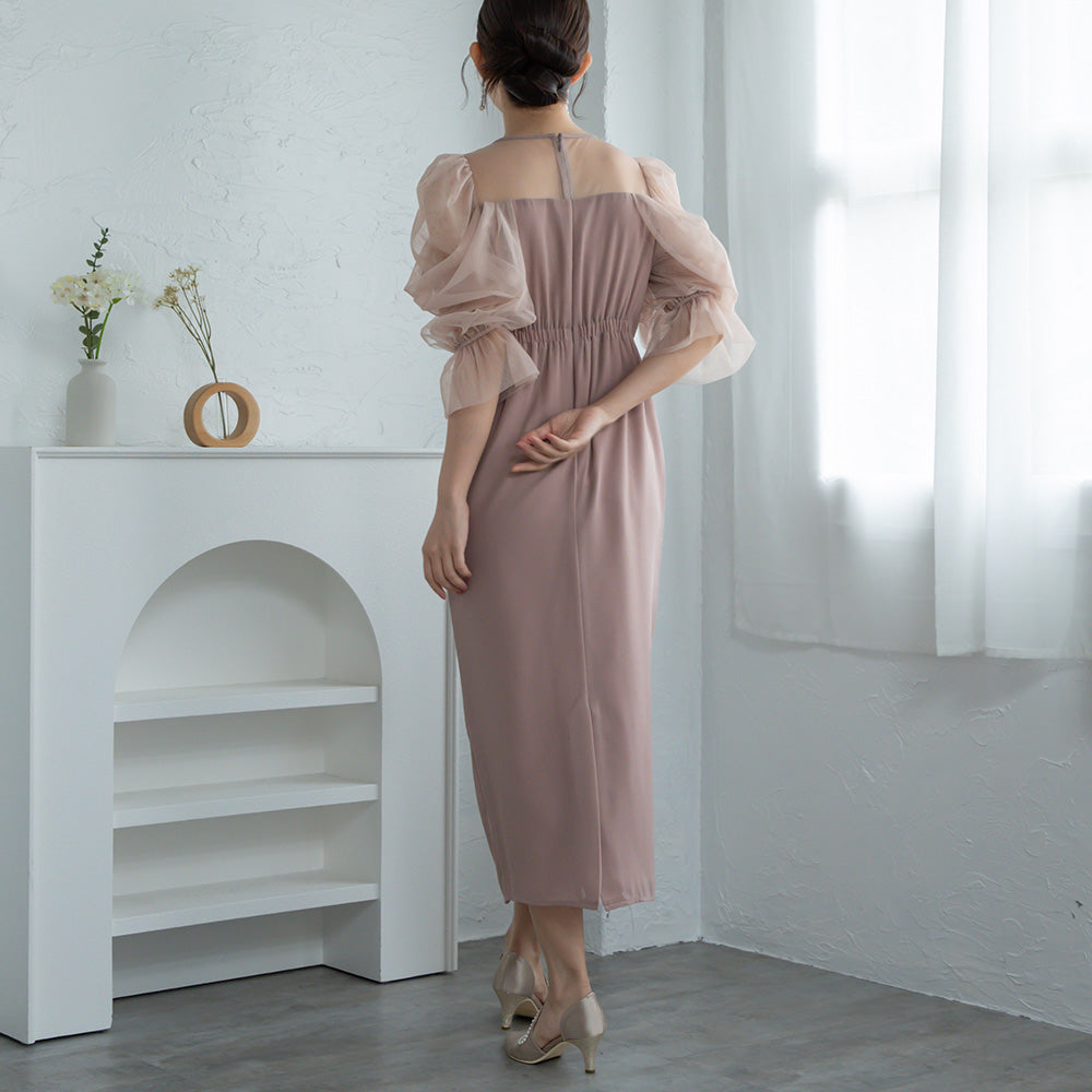 160cm B82cm  W59cm H83cm 骨格ウェーブ【Mサイズ着用】