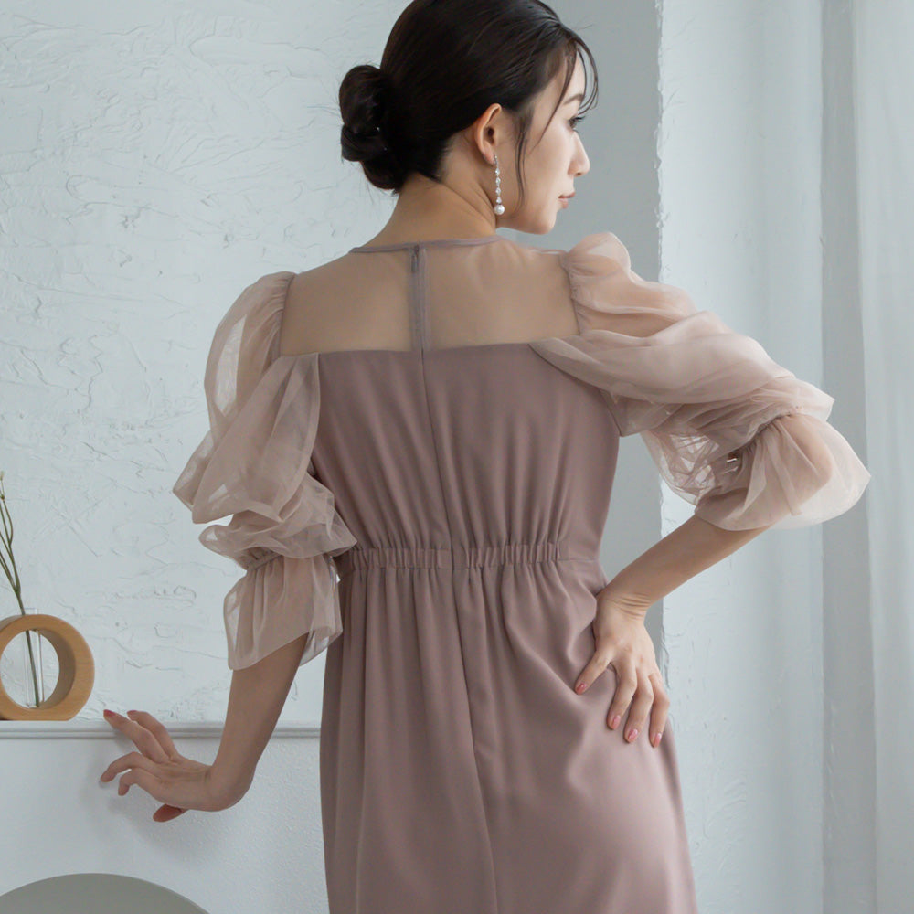160cm B82cm  W59cm H83cm 骨格ウェーブ【Mサイズ着用】