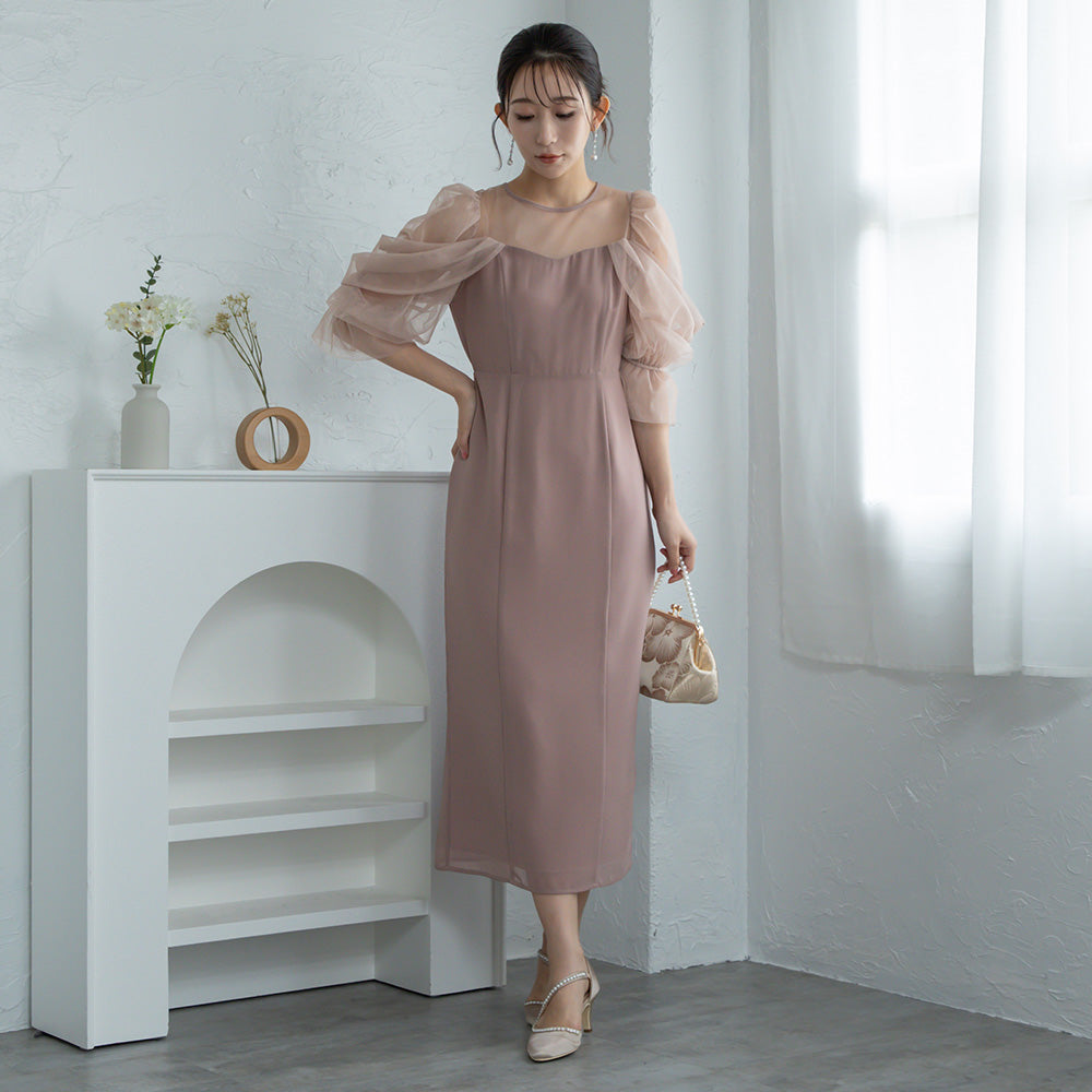 160cm B82cm  W59cm H83cm 骨格ウェーブ【Mサイズ着用】