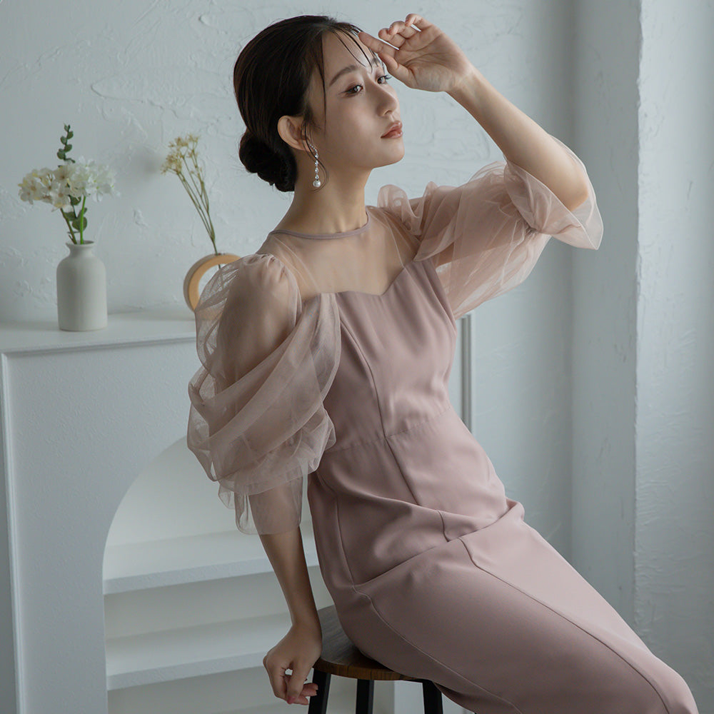 160cm B82cm  W59cm H83cm 骨格ウェーブ【Mサイズ着用】