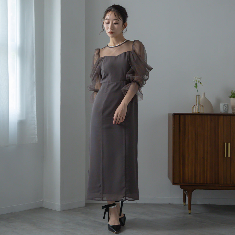 160cm B82cm  W59cm H83cm 骨格ウェーブ【Mサイズ着用】