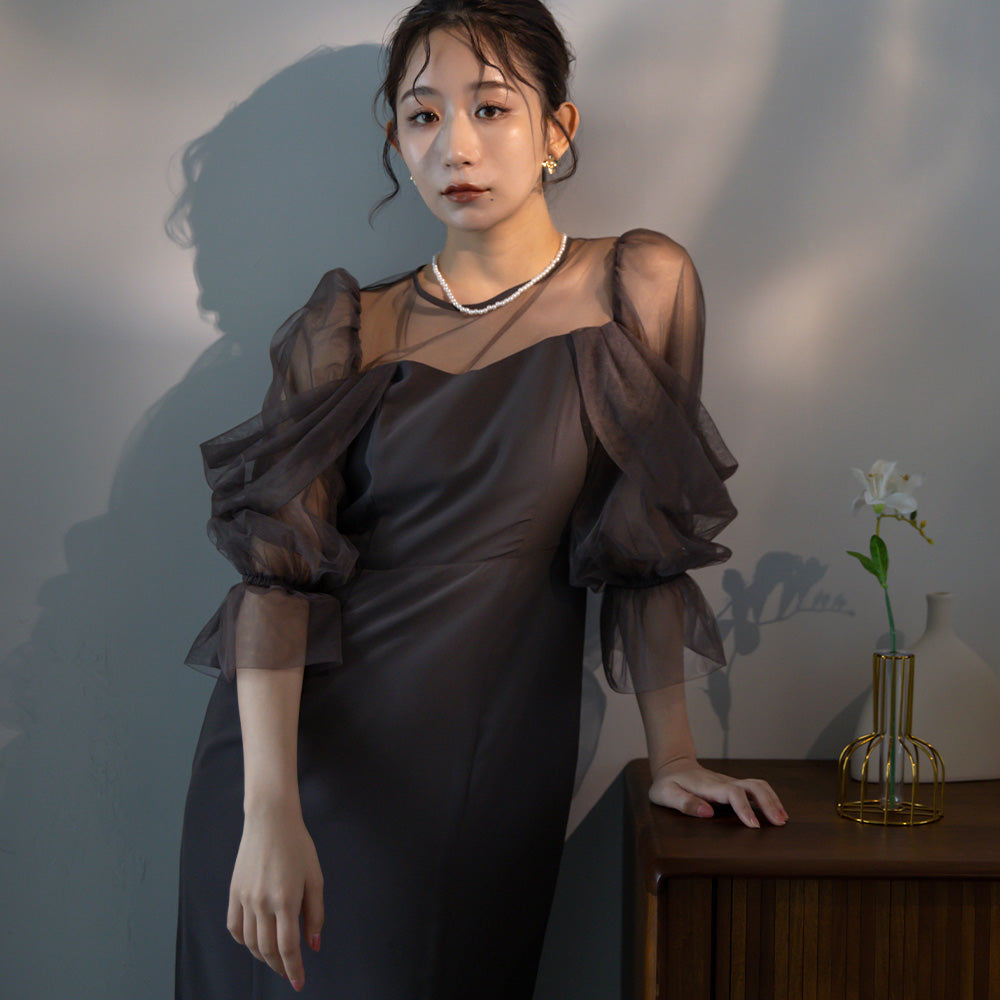160cm B82cm  W59cm H83cm 骨格ウェーブ【Mサイズ着用】