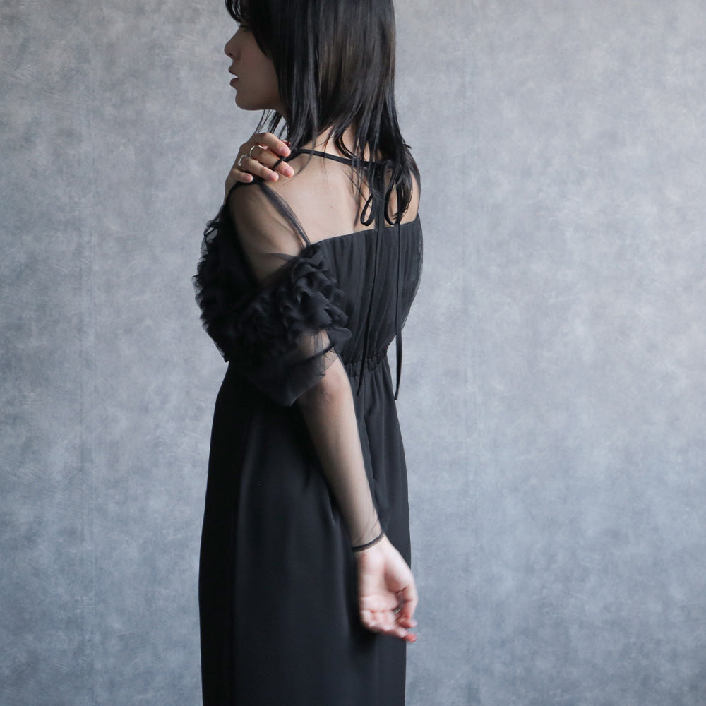 300182 リッチチュールオフショルペンシルドレス