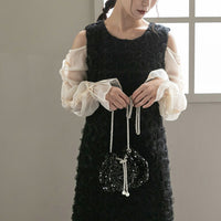 300197 ドロストギャザースリーブ×プチローズペンシルドレス