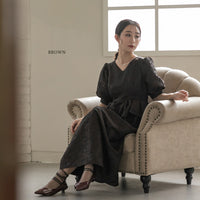 300198 ジャガードペプラムVネックドレス