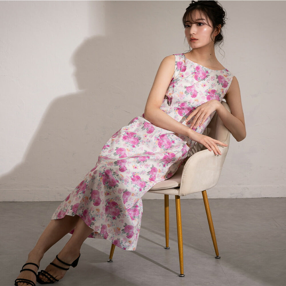 330022 コットンフラワーワンピース