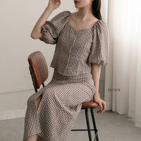 330023 ハートボタンパフスリーブブラウス＆ハイウエストスカート