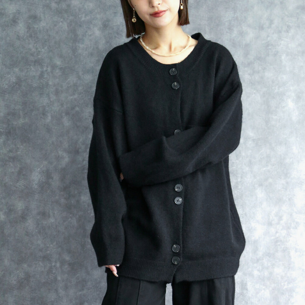 330082 ボタンデザインニットカーディガン