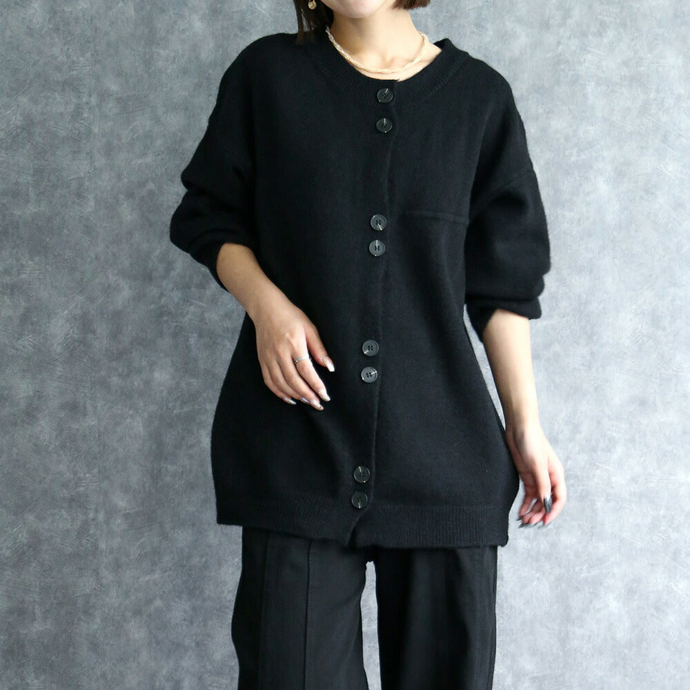 330082 ボタンデザインニットカーディガン