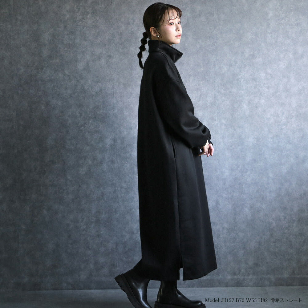 330102 ハーフジップ裏起毛スウェットワンピース