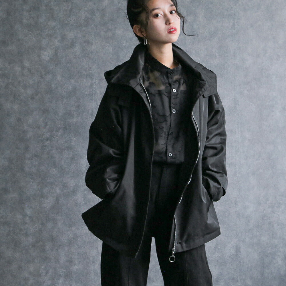 330104 マウンテンパーカー