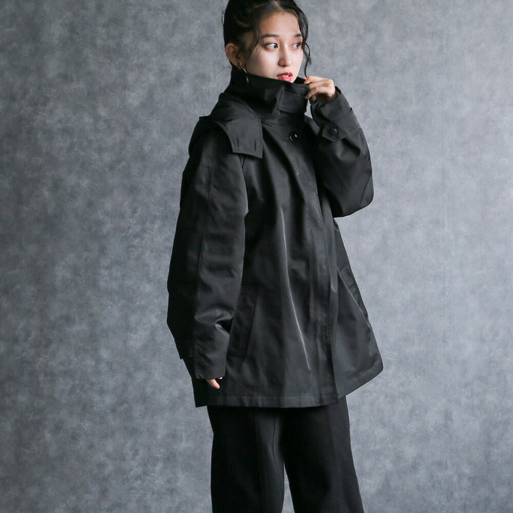 330104 マウンテンパーカー