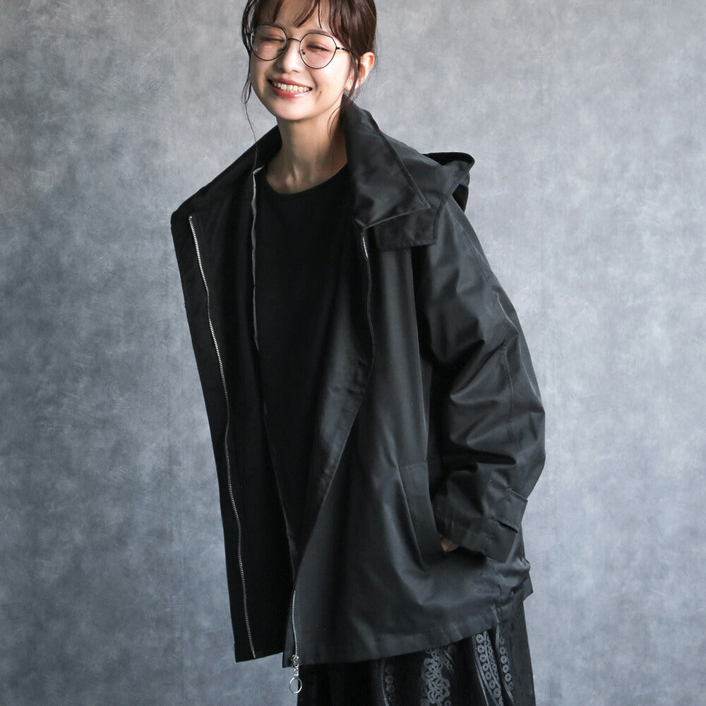 330104 マウンテンパーカー