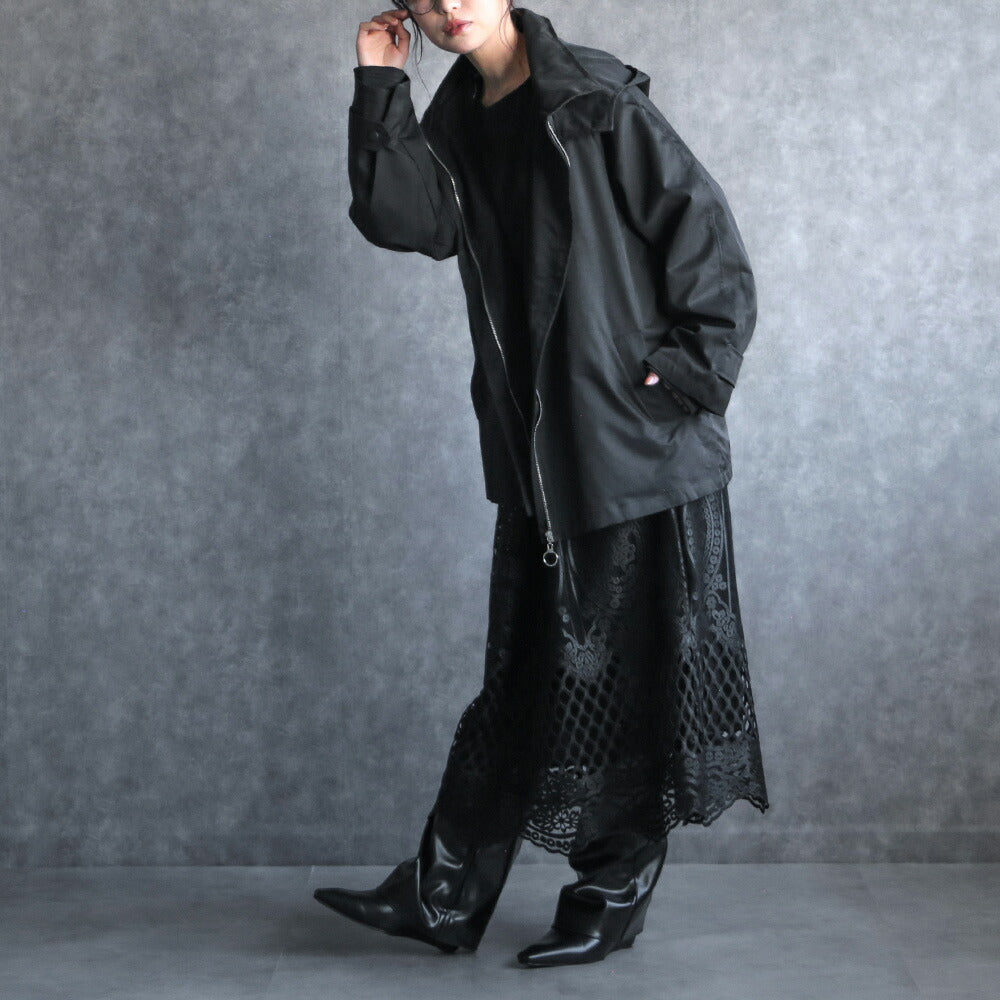 330104 マウンテンパーカー