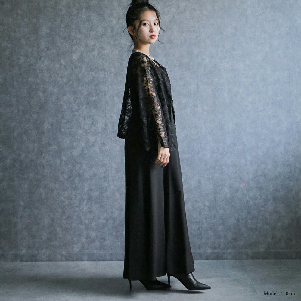 330105 フレアスリーブレースブラウス