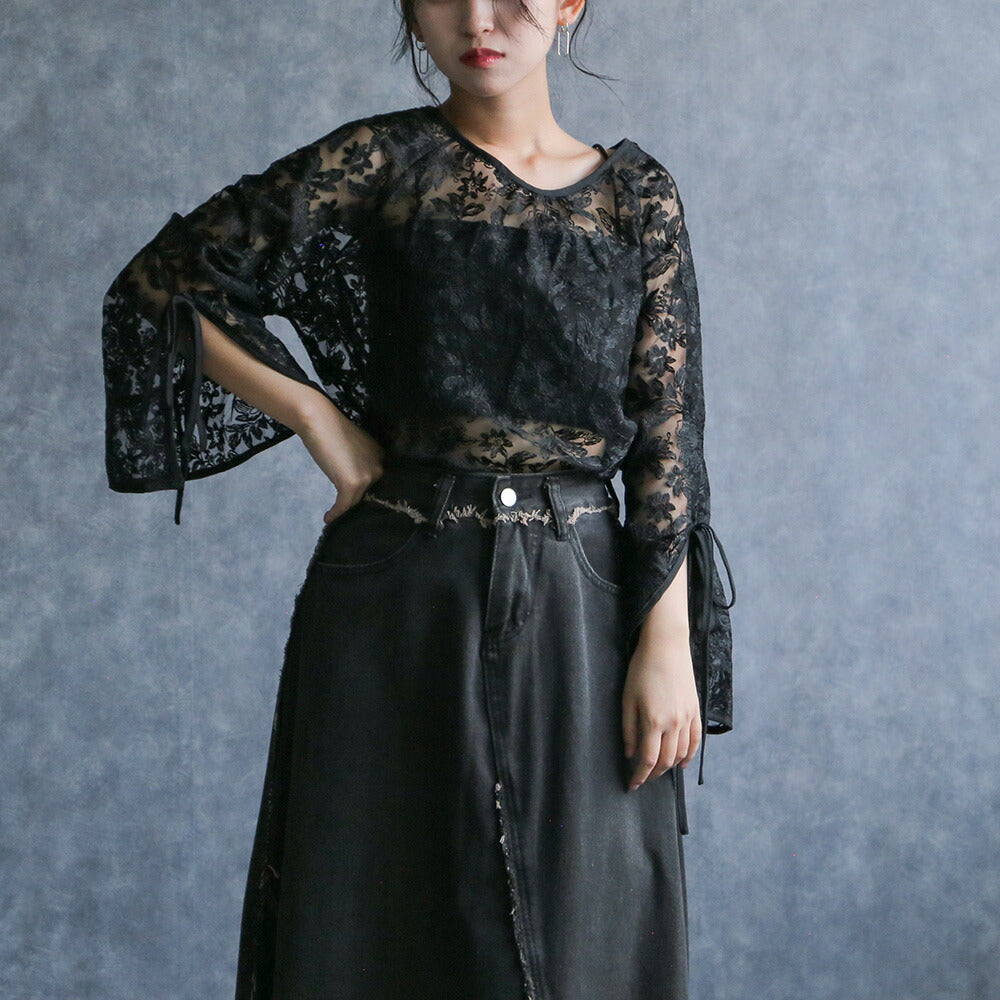 330105 フレアスリーブレースブラウス