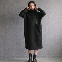 330106 ハイネック裏起毛コクーンワンピース