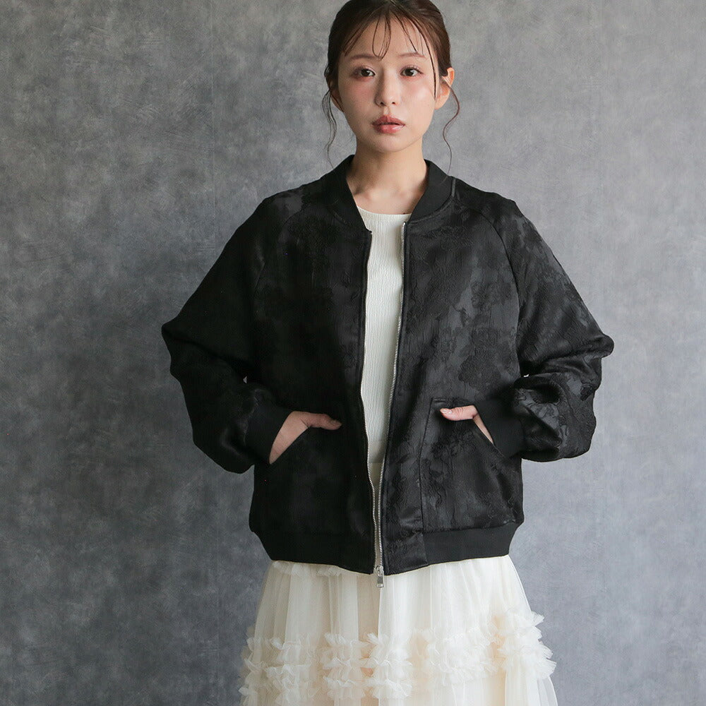 330148 エンボスフラワージャガードブルゾン