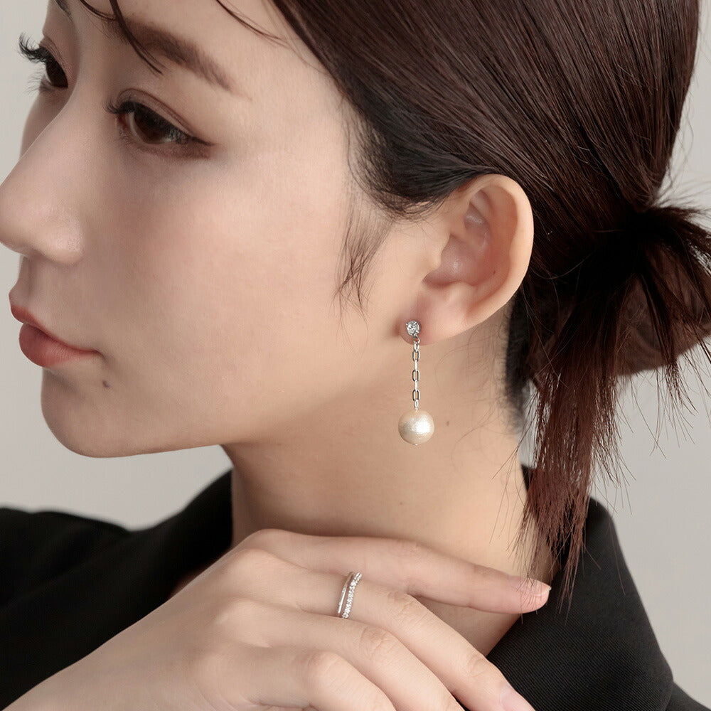 550107 コットンパールスウィングピアス