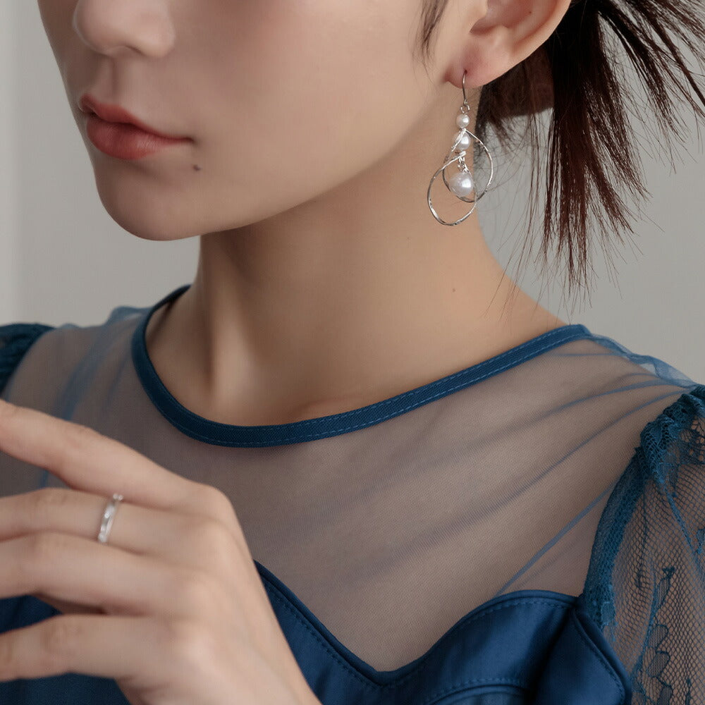 550116 スパイラルパールフックピアス