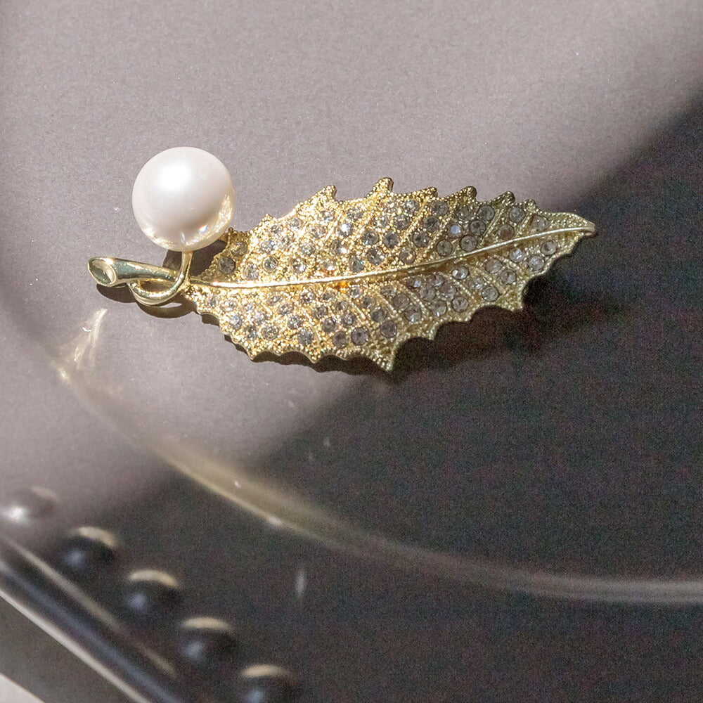 550123 パールリーフブローチ