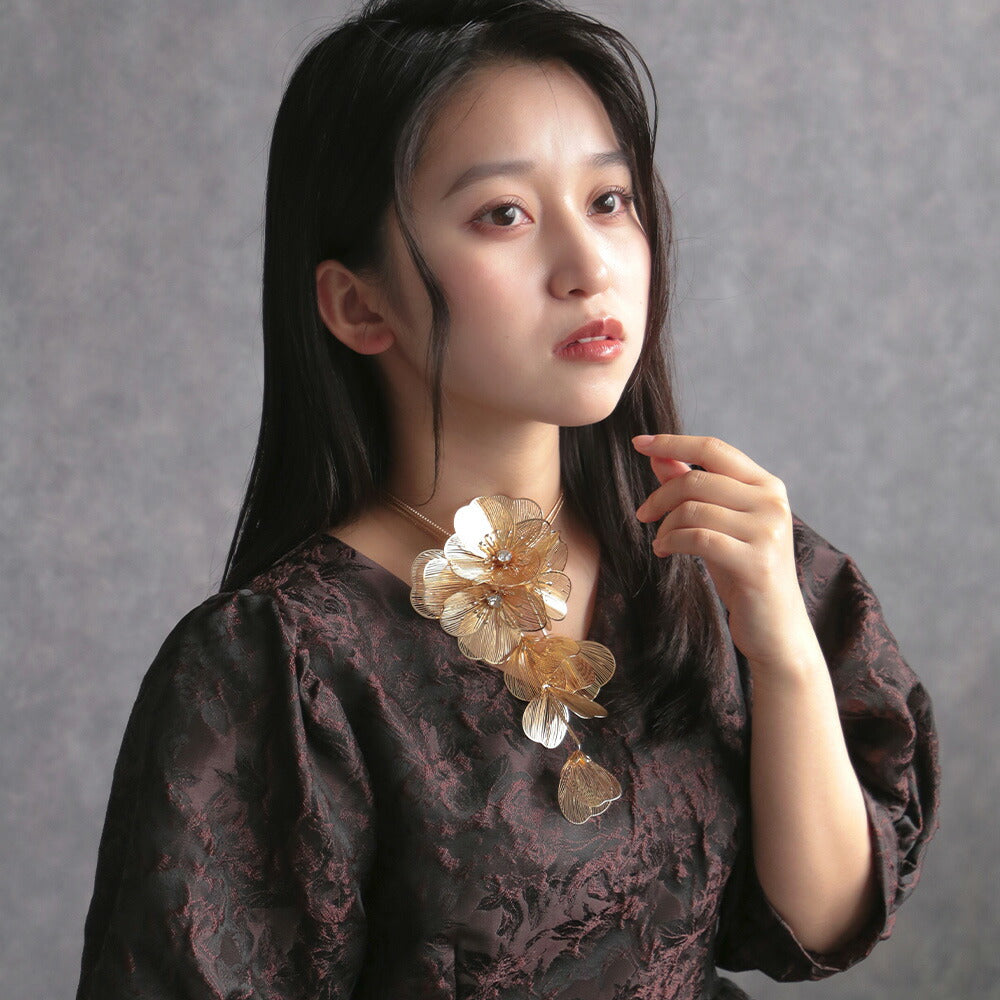 ロイヤルシアーブーケネックレス