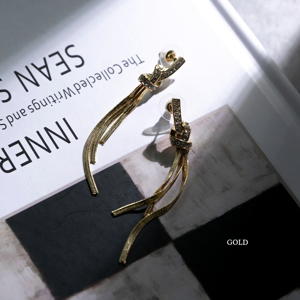 550161 ノットビジューチェーンフリンジピアス